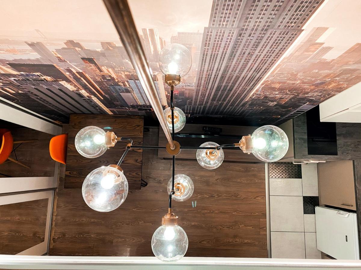 Apartment In The Middle Of Christmas Market Будапеща Екстериор снимка